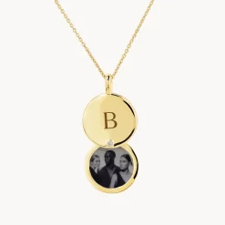 Best Engravable Circle Flip Locket Necklace in Gold Best Selling Gifts | Gifts For Her