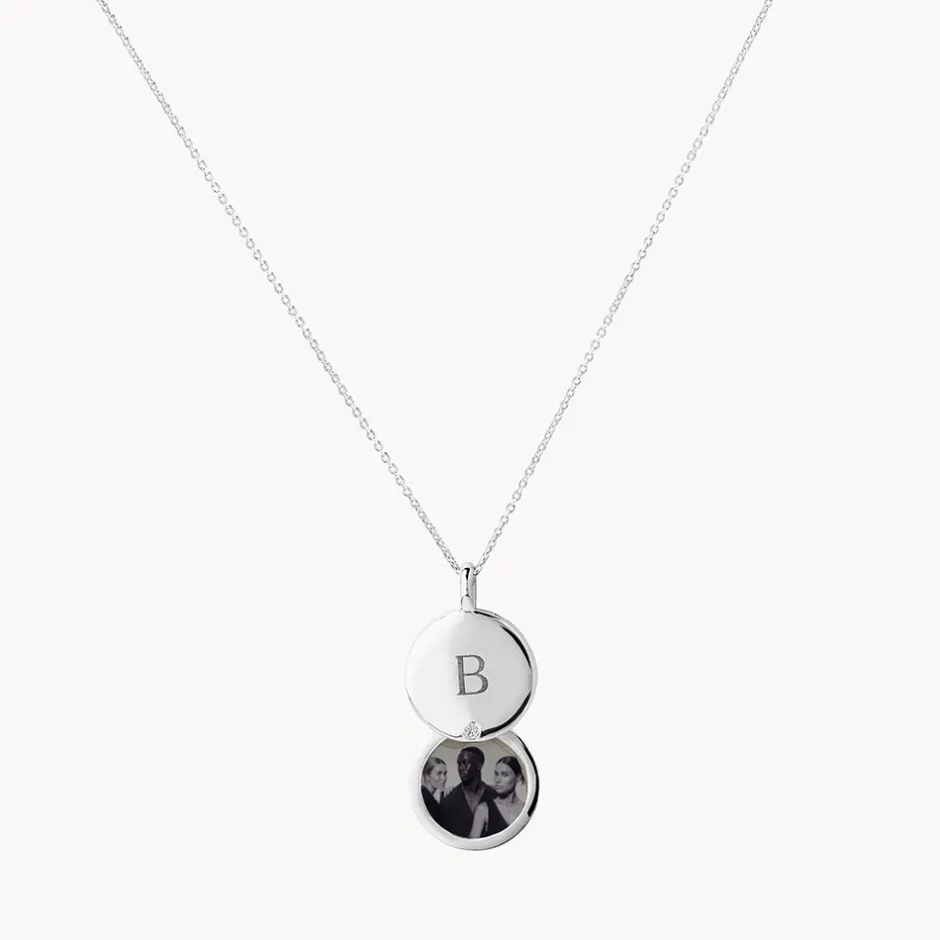 Fashion Engravable Circle Flip Locket Necklace in Silver Best Selling Gifts | Gifts For Her