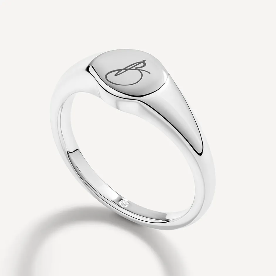 Best Engravable Circle Signet Pinky Ring in Silver Best Selling Gifts | Engravable Jewellery