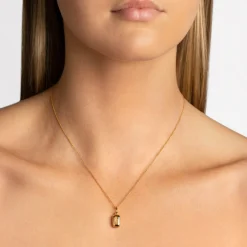 Sale Engravable Rectangle Locket Necklace in Gold Best Selling Gifts | Engravable Jewellery