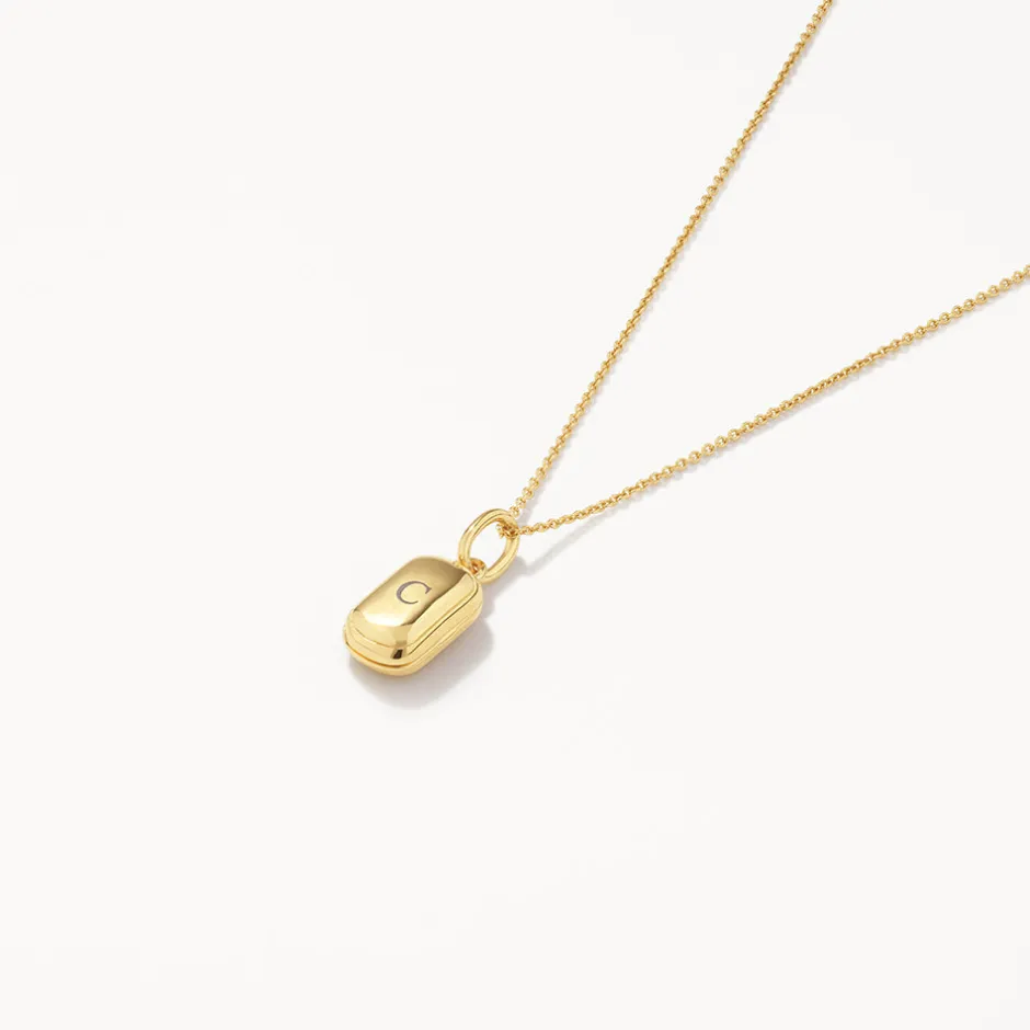 Sale Engravable Rectangle Locket Necklace in Gold Best Selling Gifts | Engravable Jewellery