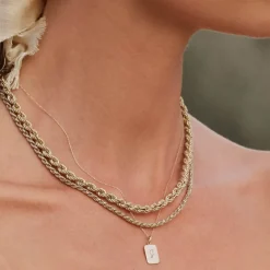 Discount Engravable Rectangle Necklace in 10k Gold Bridal Gifts | Best Friend Gifts