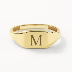 Clearance Engravable Rectangle Signet Pinky Ring in 10k Gold Engravable Jewellery | Rings