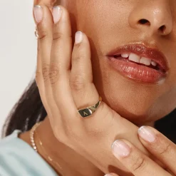 Clearance Engravable Rectangle Signet Pinky Ring in 10k Gold Engravable Jewellery | Rings