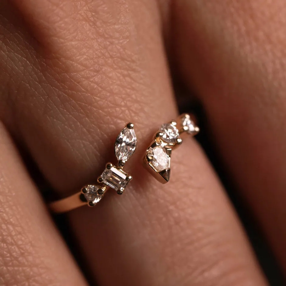Sale Medley x Dinnara Lab-Grown Diamond 0.25ct Bypass Ring in 10k Gold Luxe Gifting | Laboratory-grown Diamonds
