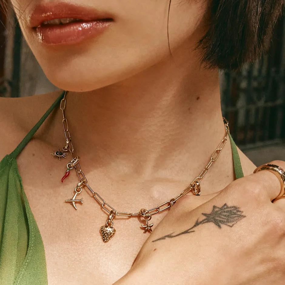 Fashion Starfish Charm Pendant in Gold Symbolic Jewellery | 18k Fine Gold Plated